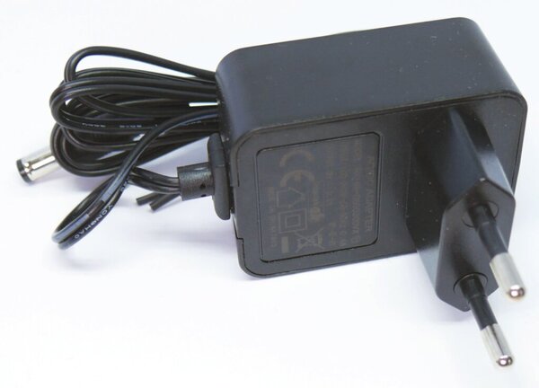 Netzadapter EA-28A, schwarz für druckende Tischrechner
