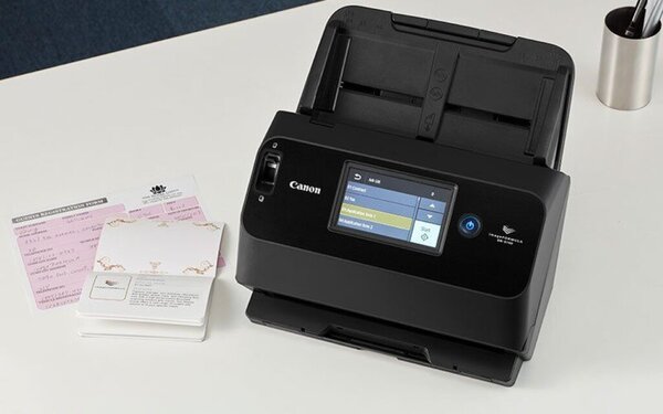 DR-S150 Dokumentenscanner, 600 x 600 dpi, 45 S./min., WLAN / LAN / USB 3.2 / USB 2.0 /, Scannleistung: 4000 Blätter pro Tag